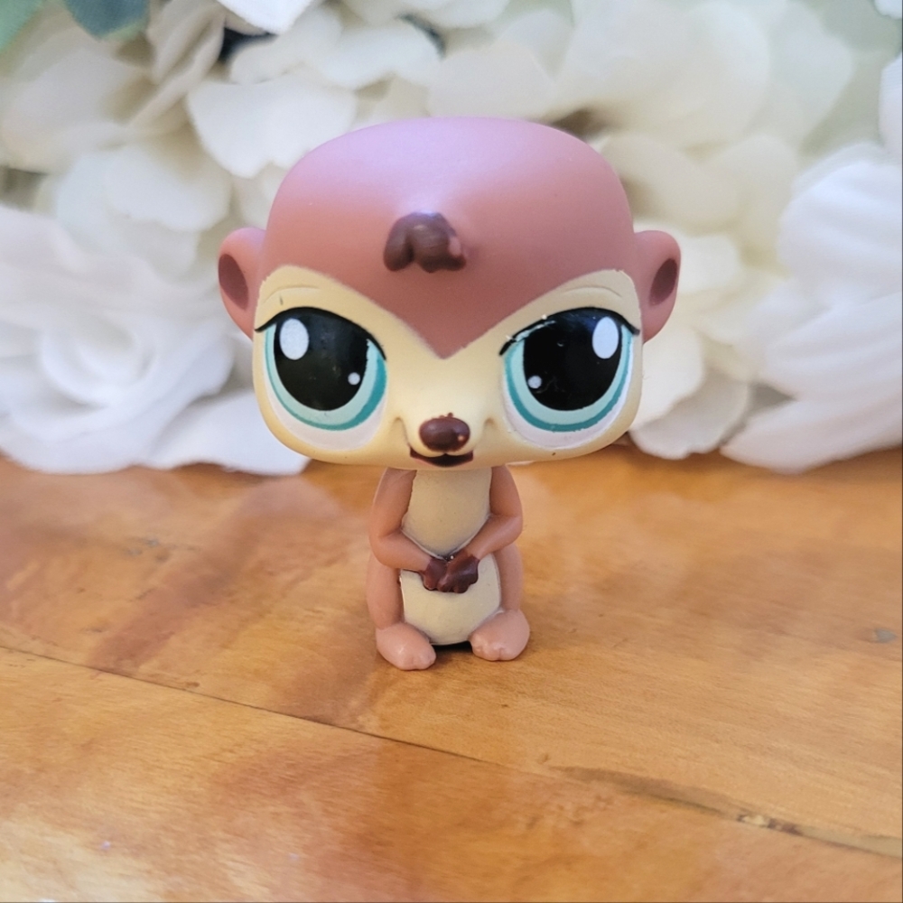 Littlest Pet Shop LPS #1376 Meerkat Brown Blue Eyes
